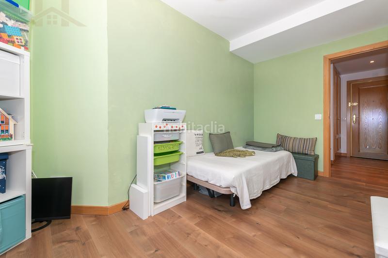 Foto 5fb8d81a-da7e-42cd-a2ce-6dc453a13f0d. Etagenwohnung mit heizung parking pool in primera fase-nuevo Tres Cantos Tres Cantos