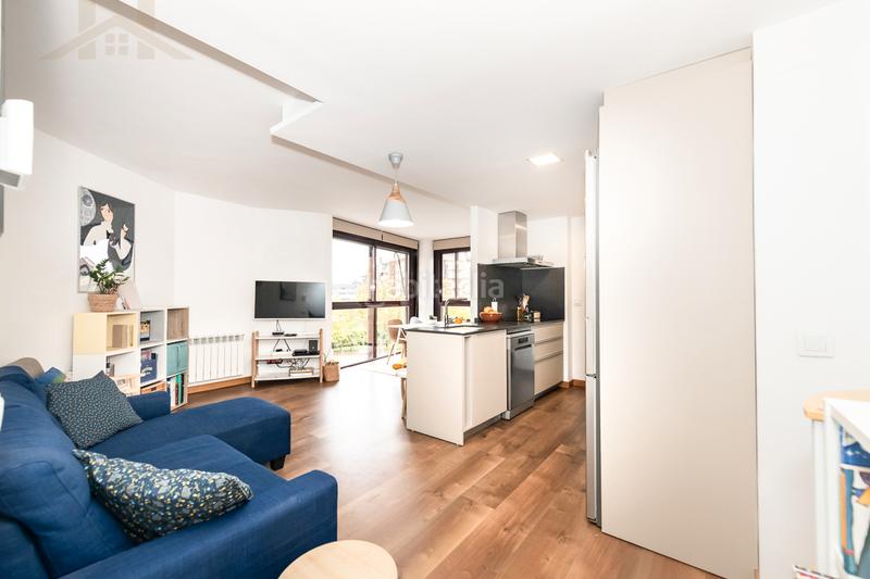 Foto 757e2c4f-520f-4f00-900a-5e22263d8948. Etagenwohnung mit heizung parking pool in primera fase-nuevo Tres Cantos Tres Cantos