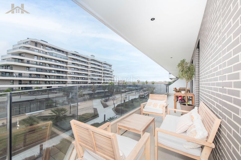 Foto e3796da0-5478-4231-be8f-e2e4dd960857. Pis amb calefacció aparcament piscina a primera fase-nuevo Tres Cantos Tres Cantos