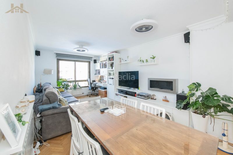 Foto f874aaab-888a-4787-b35e-0715c3f7df45. Pis amb calefacció aparcament piscina a primera fase-nuevo Tres Cantos Tres Cantos