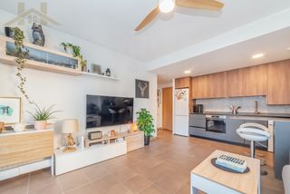 Flat  Avenida de castilla y león. Piso seminuevo