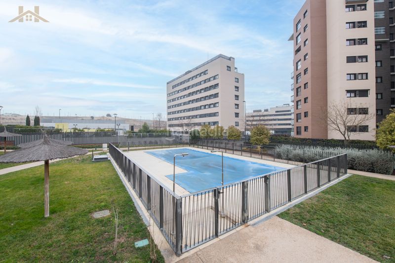 Foto 1be37e52-f21a-4735-81f1-c4f4f3a9acf7. Pis amb calefacció aparcament piscina a primera fase-nuevo Tres Cantos Tres Cantos