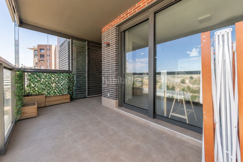 Foto 30a47877-f652-4483-b779-37c398112880. Pis amb calefacció aparcament piscina a primera fase-nuevo Tres Cantos Tres Cantos