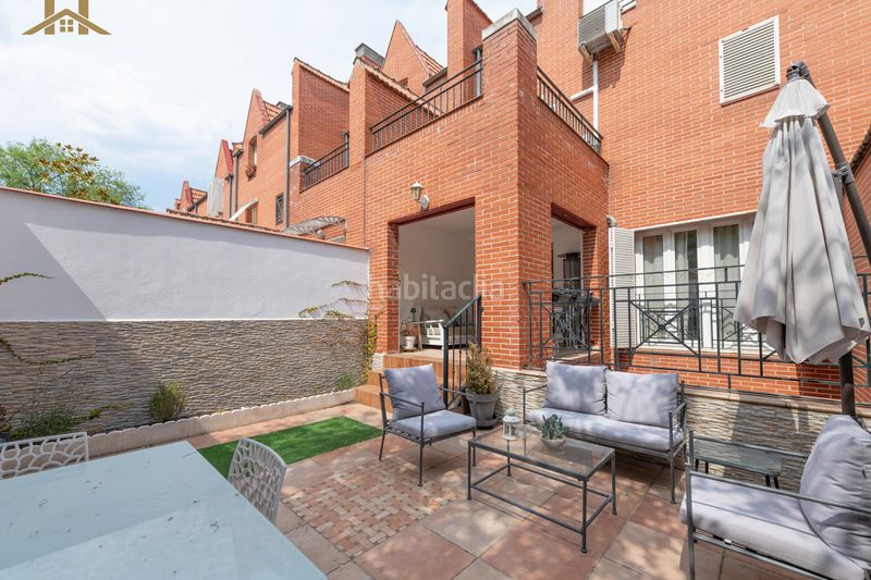 Foto af6dcdfe-2744-41ac-9f56-ce110671fc45. Casa adossada amb calefacció aparcament a Segunda Fase Tres Cantos