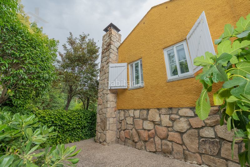 Foto ddf8afee-de4d-43e5-a287-73dd2b848938. Xalet amb xemeneia calefacció aparcament piscina a Tres Cantos