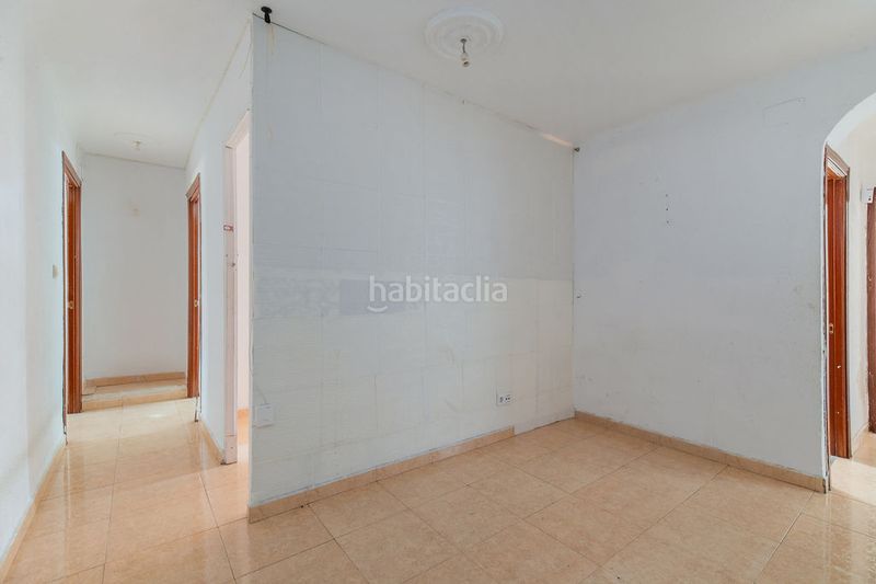 Foto 2fcdea58-d8b6-409d-9a4e-078c3feae58a. Pis a Almendrales Madrid