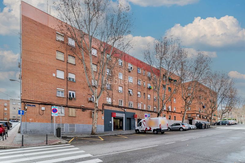 Foto 671cb686-ec74-4d1c-b89c-b7a823f1f13a. Pis a Almendrales Madrid
