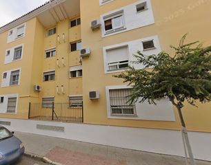 Pis  C/ teresa la matrona. Solvia inmobiliaria  piso algaba la