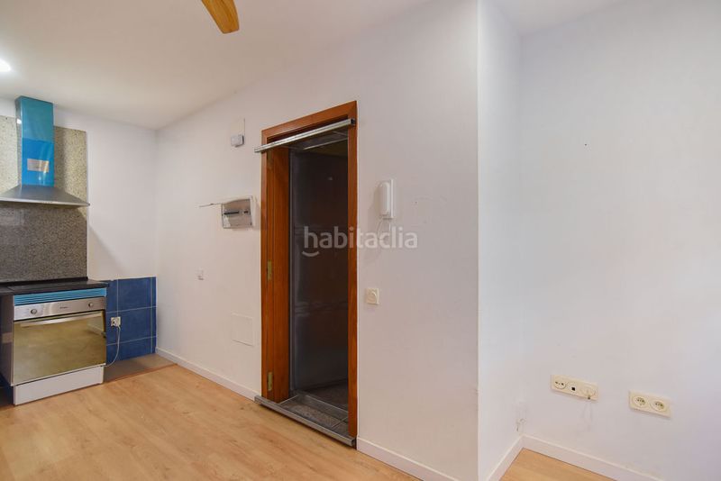 Foto b9f08a63-ecbe-4274-a32d-7a9d2cb39d8c. Pis a Ca n'Aurell Terrassa