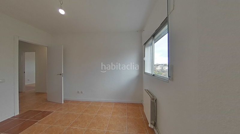 Foto 49a8fb0c-2f0a-48e0-98fe-6f8d176a9b03. Pis a Abrantes Madrid