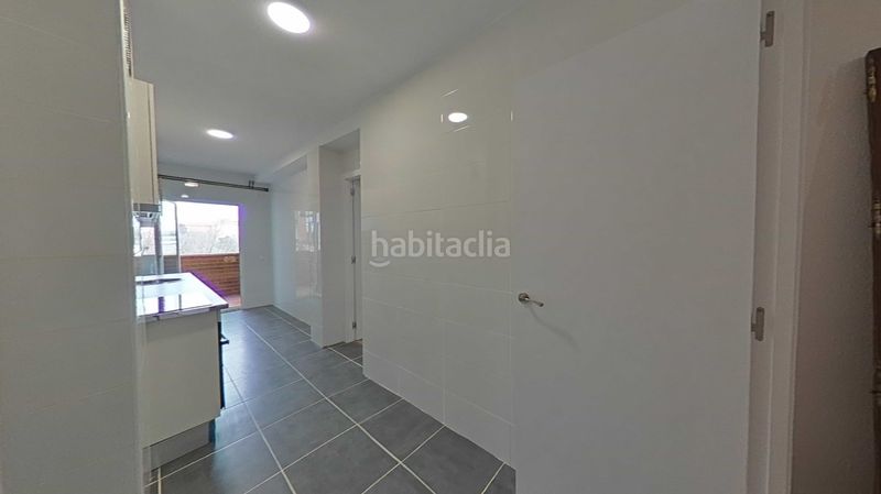 Foto 9a19d426-4e05-46c0-b9e3-69f091354799. Pis a Abrantes Madrid