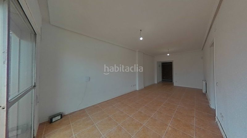 Foto e553ceb3-6f57-43e1-b125-b56442b5935a. Pis a Abrantes Madrid