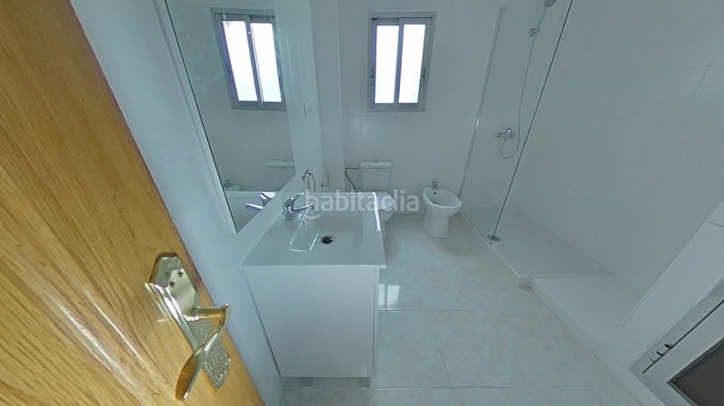 Foto cb92f617-c94c-4907-8254-a85ff693492c. Pis a La Raïosa Valencia