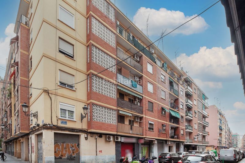 Foto e143fb9b-1c2b-4ca7-9e19-74fe27d48472. Pis a La Raïosa Valencia