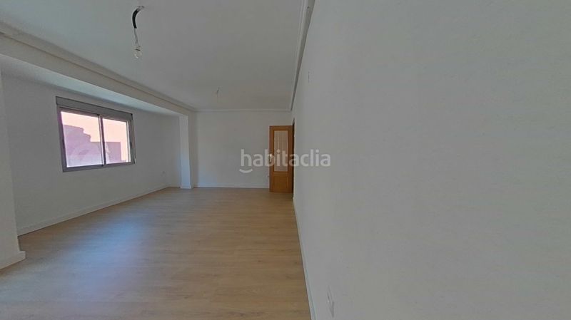 Foto ea9f4a86-c4f7-4c56-9dba-7eb9a4fa9444. Pis a La Raïosa Valencia