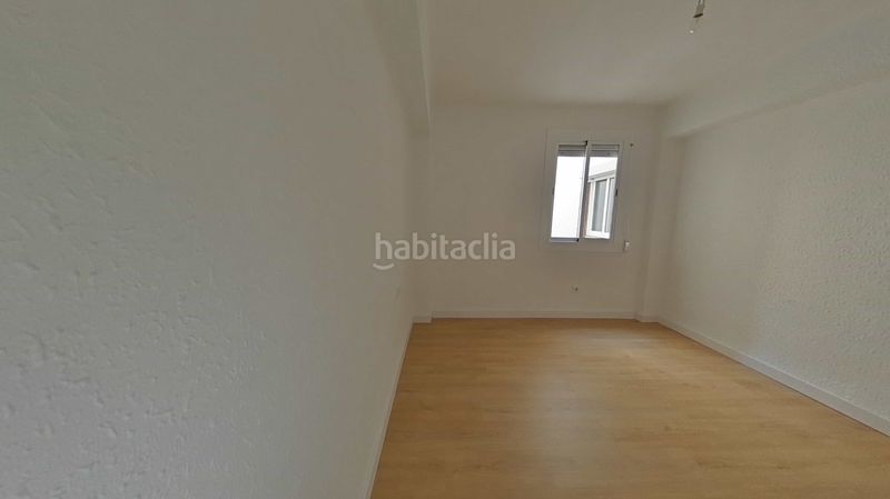 Foto ec9a78f7-bc19-4673-bc42-1c154841d1de. Pis a La Raïosa Valencia