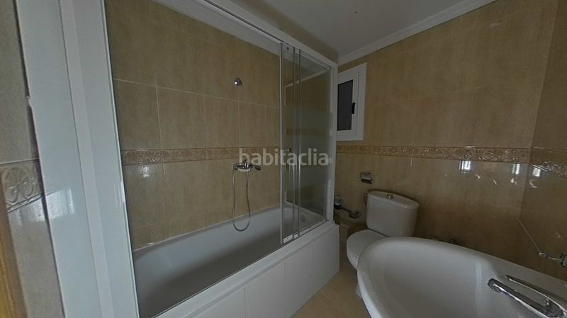 Foto 2051c45e-a2f5-4392-9eb0-582805682886. Pis a Torrefiel Valencia