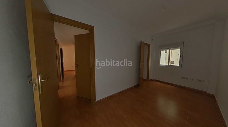 Foto 3392d6ca-f548-4249-a6d1-5f2443941f69. Pis a Torrefiel Valencia