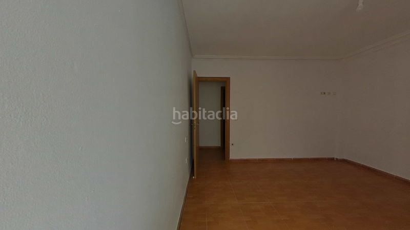 Foto 8c819472-9d02-4c95-97a5-2f653f326453. Pis a Torrefiel Valencia