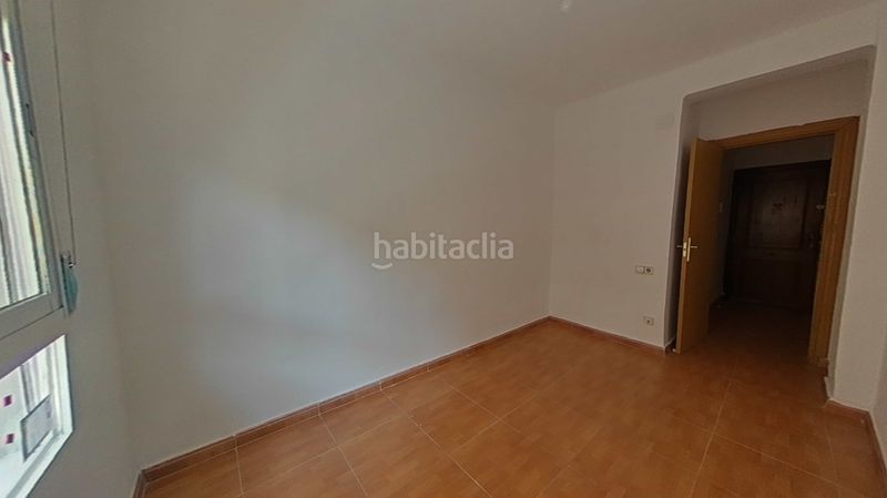 Foto 996f9991-7b15-4957-860e-c6ba29dc4f9a. Pis a Torrefiel Valencia