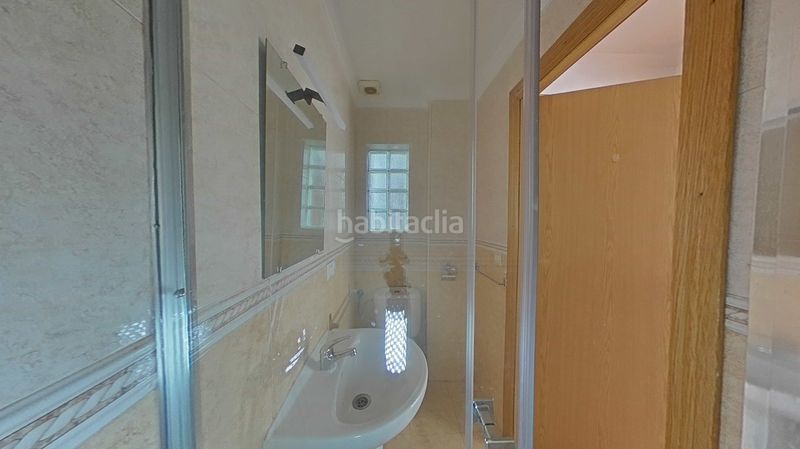 Foto ae56c0fd-6e22-4629-9aa1-1ba18ccf4406. Pis a Torrefiel Valencia