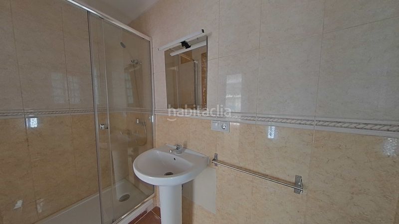 Foto ebc3f6d7-7f3d-41a8-b060-2acf182e7c8f. Pis a Torrefiel Valencia