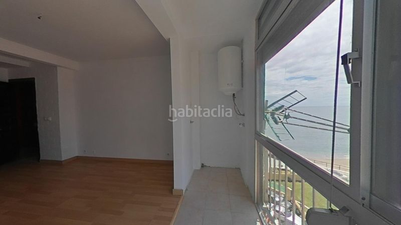 Foto 3a1ba136-0c7e-4352-85b9-7e175647471e. Apartament amb piscina a Calahonda Mijas