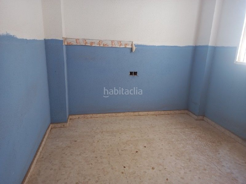 Foto e180f94e-5e8c-467b-aebd-d46779db7956. Pis a Plaza Xúquer Paiporta