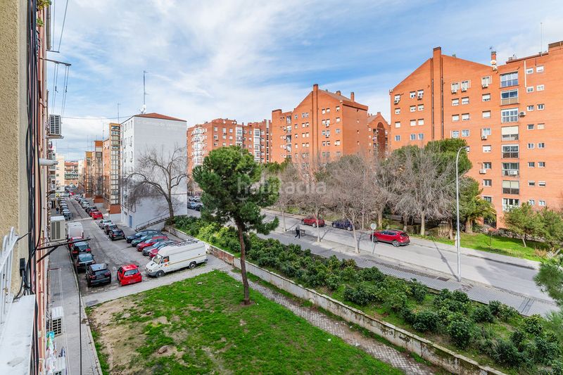Foto abcc1c0e-0dd0-4beb-8301-32e1a22f742f. Pis a Numancia Madrid