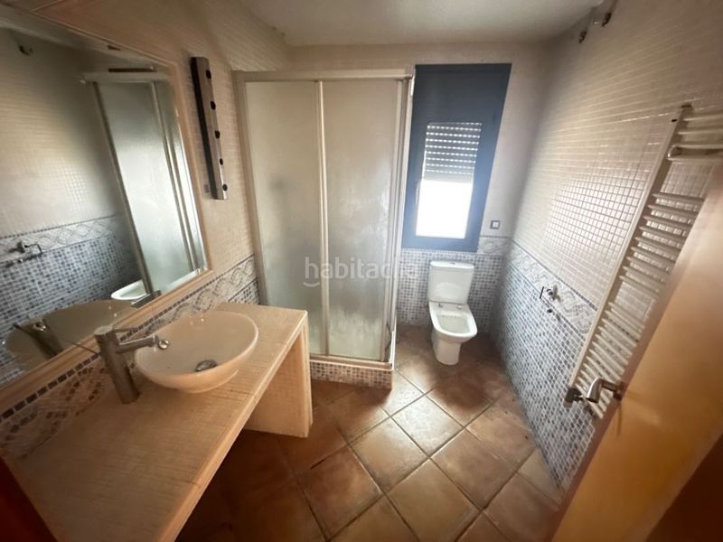 Foto 1ea54fa5-e873-4d8b-a2b7-0b4b551b72fe. Xalet amb calefacció aparcament piscina a Les Fonts Terrassa