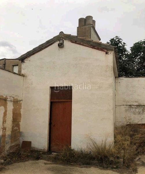 Foto 5816c228-14ba-467f-ad54-a6f320949e66. Edifici a Peralta