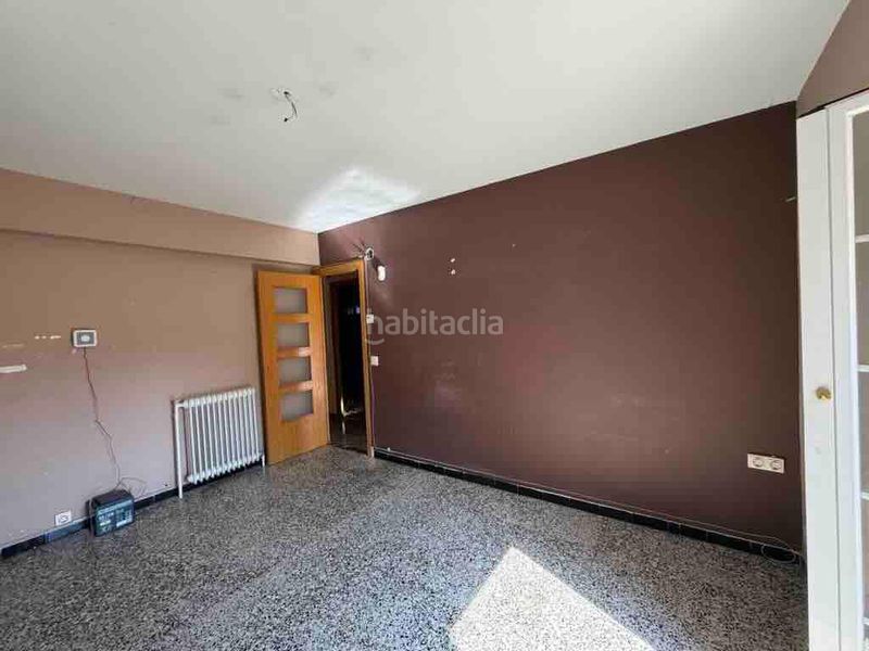 Foto 2a1bed00-d7d7-4066-a027-56204bff88c6. Pis amb aparcament a Roquetes