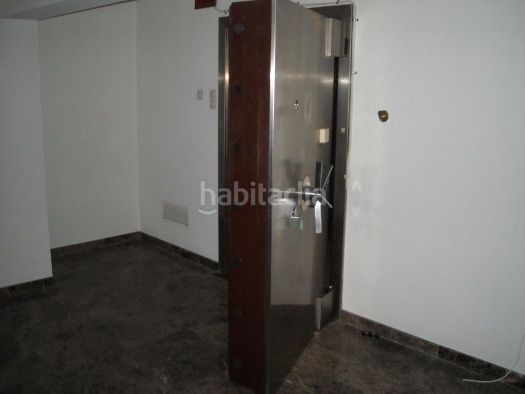 Foto 16270ac4-2c14-4d21-9dfd-732066994c90. Local comercial a Canet de Mar
