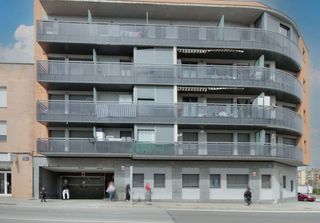 Pis  Cra de montcada. Solvia inmobiliaria  piso terrassa