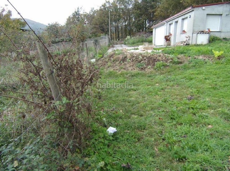 Foto cf54cc6e-5bdf-4198-a170-cca6b7ca06e6. Xalet amb aparcament a Valadouro (O)