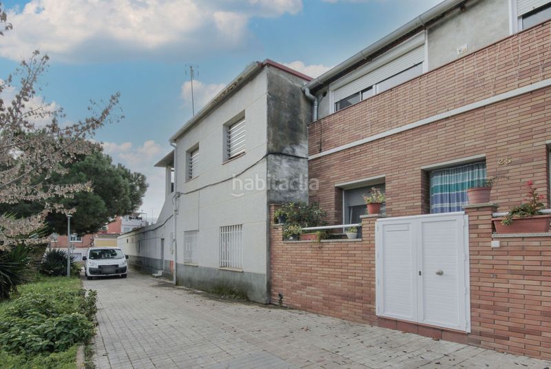 Foto 0a066410-4790-46d0-b317-5bd7384b08c0. Xalet a Poble Nou Sabadell