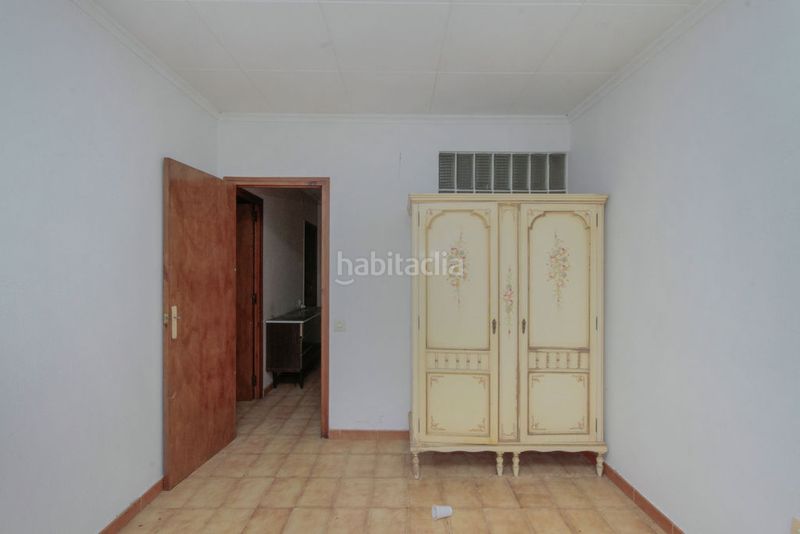 Foto 59e5bae9-5c6e-43df-8123-5aa5a6679005. Xalet a Poble Nou Sabadell