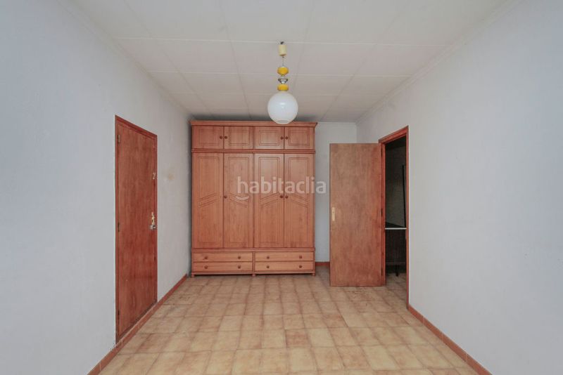 Foto f3449a9d-50e0-4f56-bff2-bb2385fd2133. Xalet a Poble Nou Sabadell