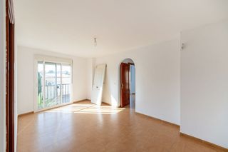Flat  C/ leopoldo panero. Solvia inmobiliaria  piso málaga