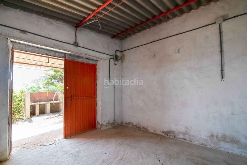 Foto 2f43bdf5-468b-4fc9-a9b2-a9aa358ec1f3. Finca rústica solvia inmobiliaria terreno con edificación en Abanilla