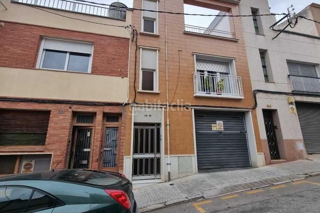 Foto c9ad3ff5-6584-47e6-b3c8-2c0623577031. Edificio solvia inmobiliaria edificio en La Cogullada Terrassa