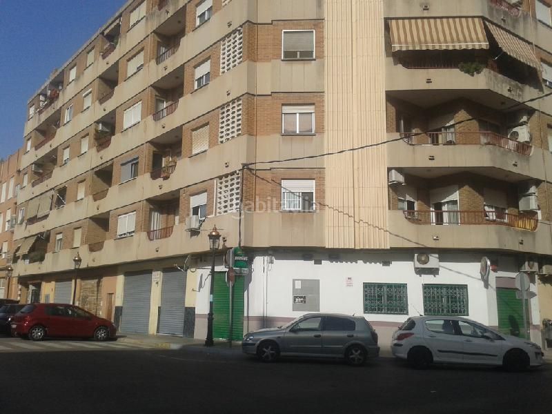 Foto b9eba8e3-2769-4182-ae53-ff136a90f4b7. Pis a Tavernes Blanques