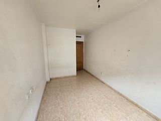 Pis  C/ balsas. Solvia inmobiliaria  piso beniaján