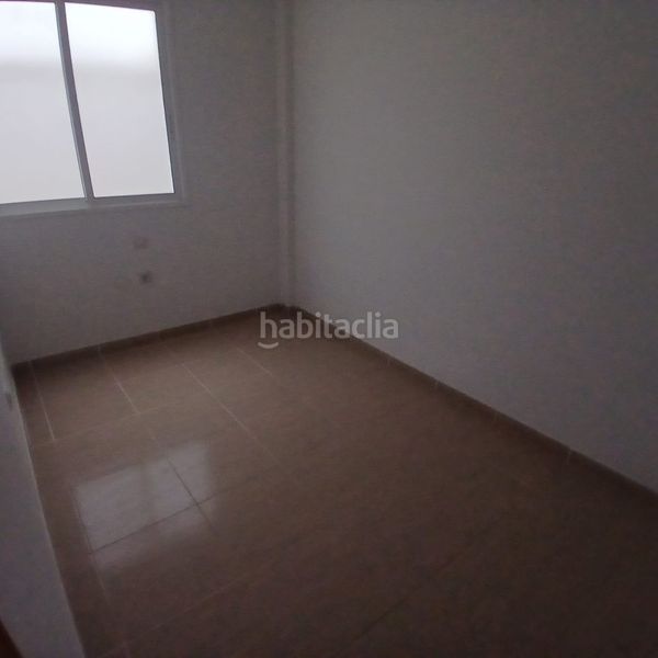 Foto fd4f0171-e1b2-4fb3-b99c-6e2eea04538a. Pis a Centro Orotava (La)
