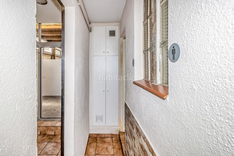 Foto 1f61c85a-e0fe-4d93-9014-862af6cbcaff. Local comercial a Eixample Sabadell