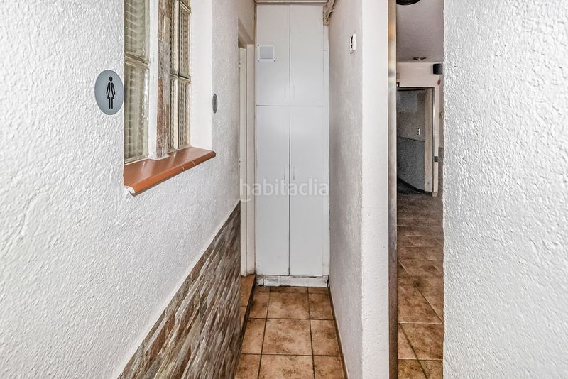 Foto 1ffba10b-ce61-47dd-afc2-685a11445ba6. Local comercial a Eixample Sabadell