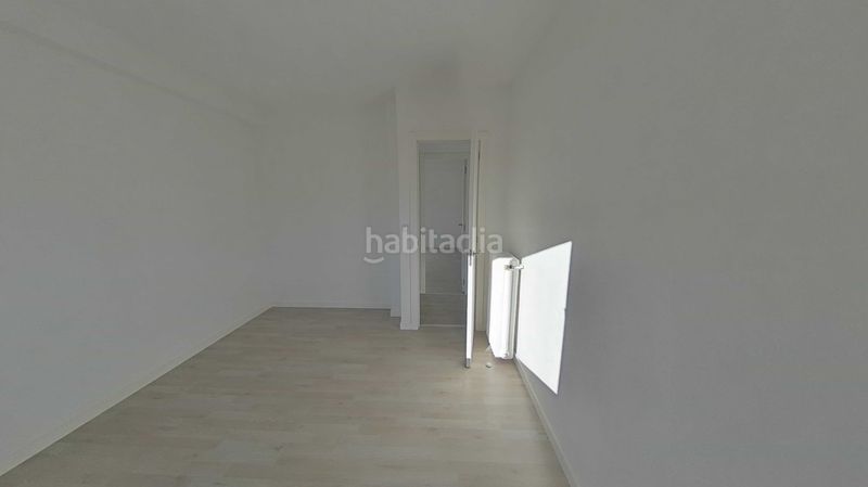 Foto 65b203f7-6574-4143-83e7-79c854fc3363. Pis amb calefacció a Ventas Madrid