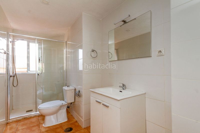 Foto e6232402-94fb-4e53-a0f0-2df67ce2a61a. Pis amb calefacció a Ventas Madrid