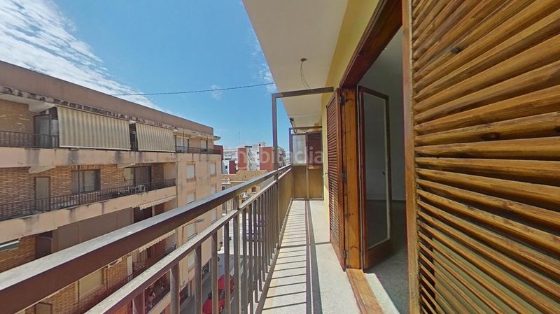 Foto bf465a53-46be-4326-893f-f2f2d00b4046. Pis a Pinedo Valencia