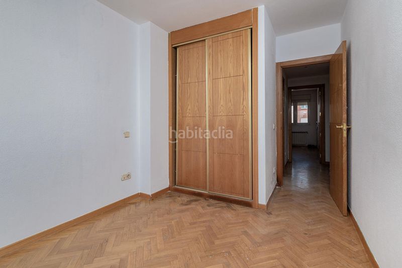 Foto d9b5a3fe-aa25-4bf0-9246-fa3484f61245. Pis amb calefacció aparcament a Villaverde Alto Madrid